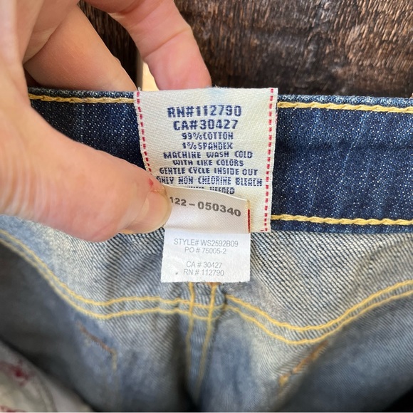 True Religion Wm’s Stella Skinny Jeans Sz 24 - Picture 7 of 15